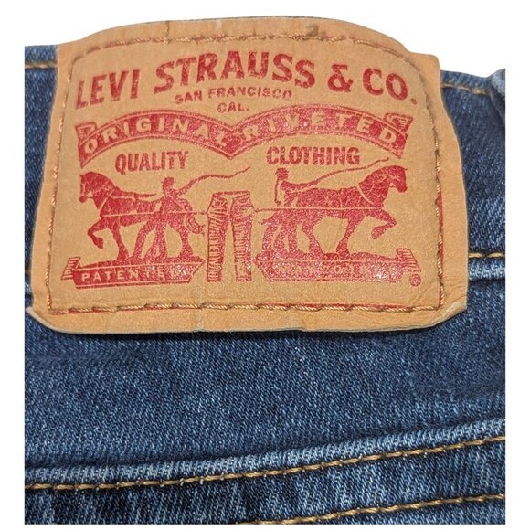 ⚡Levi’s Women’s Cropped Jeans – Dark Wash – Size W27 – Preowned - Picture 4 of 8